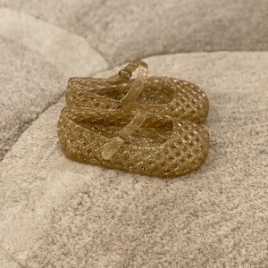 ⭐️ 3 for $15 ⭐️ Gold Sparkle Jellies / size 6